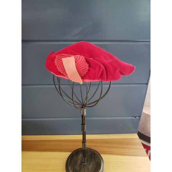 Vintage Velvet‎ Red Hat - Picture 2 of 7